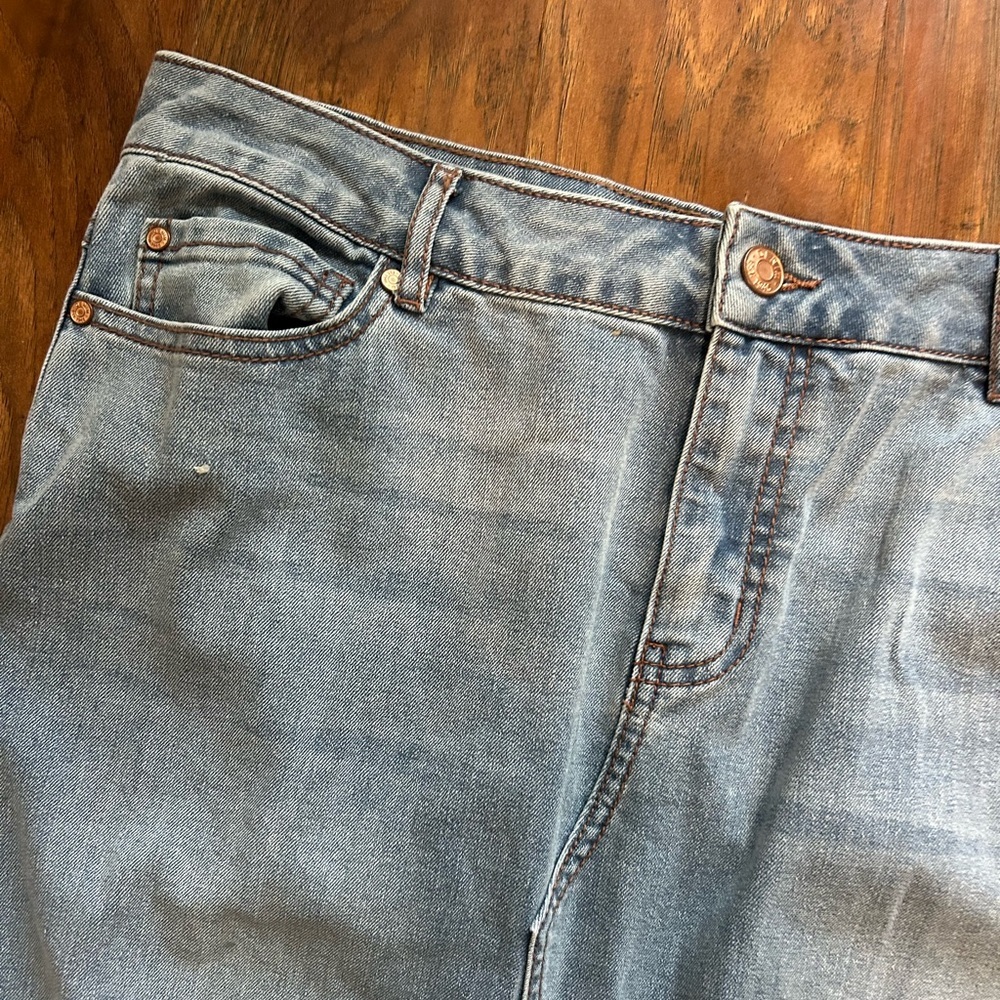 Long Denim Skirt With Pockets Frayed Hem Women’s Size 10 Y2K Fall - Picture 4 of 10